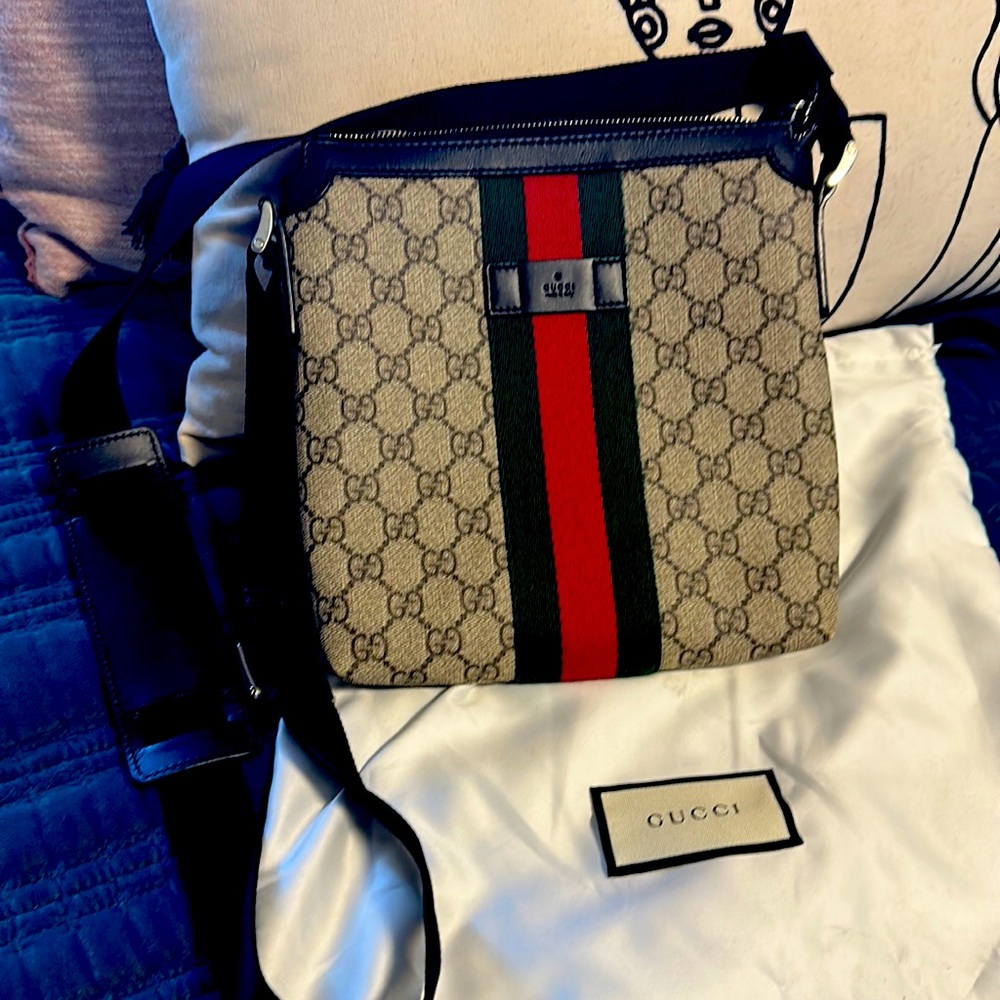 Gucci crossbody